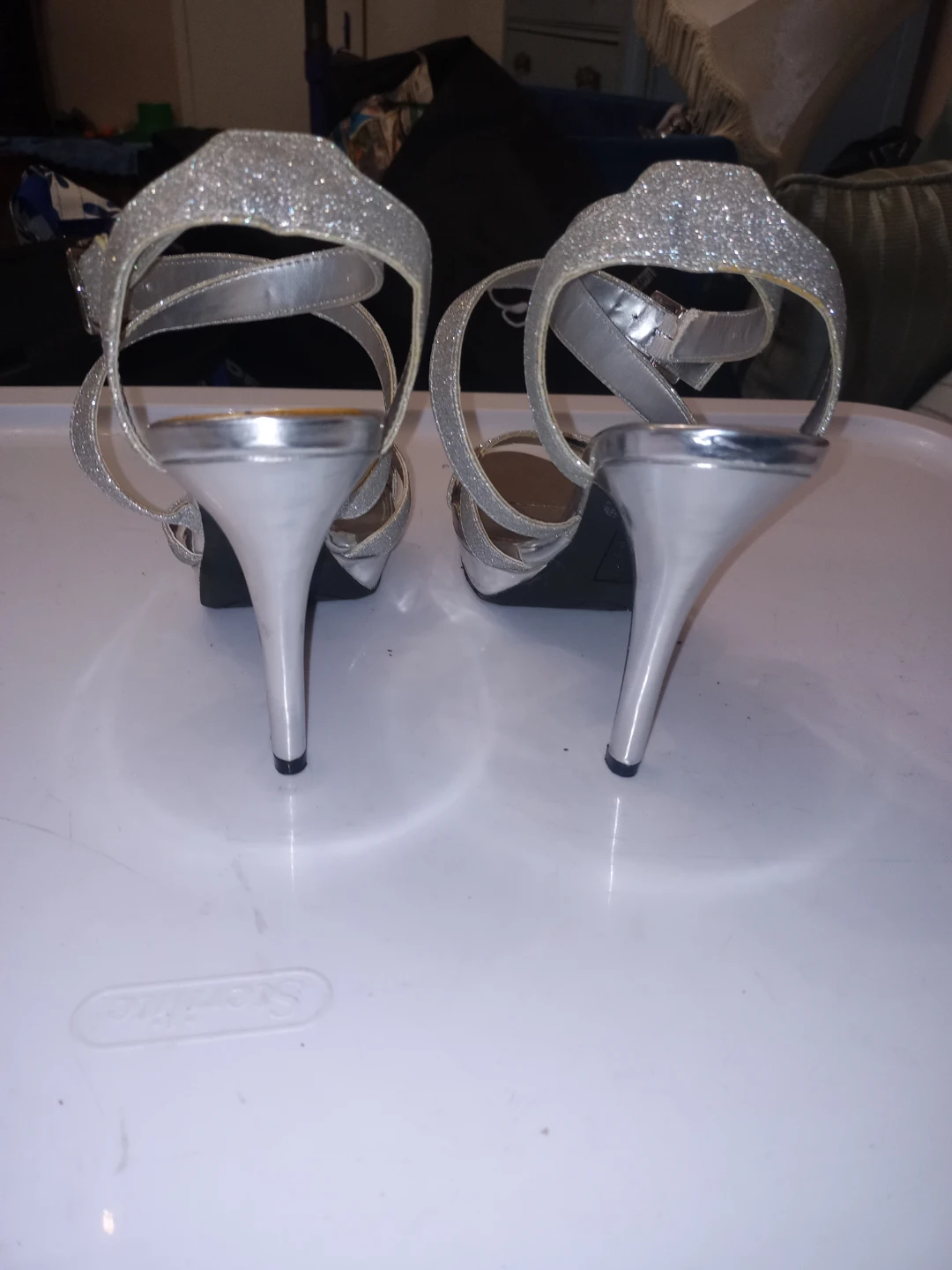 Fioni Night Silver Glitter Heels - Size 7.5 - photo 4