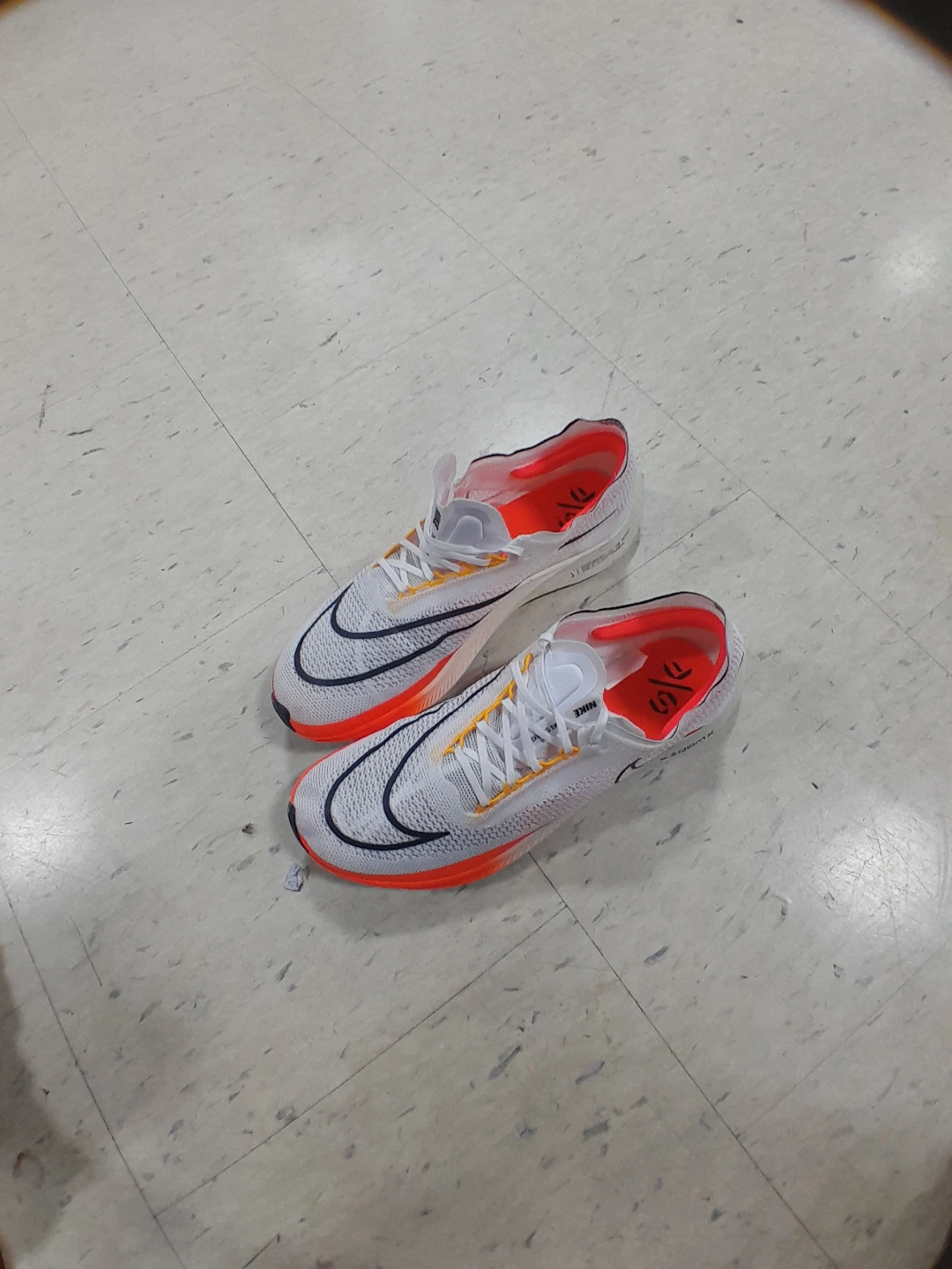 Nike ZoomX Running Shoes Men's Size 10 - photo 4