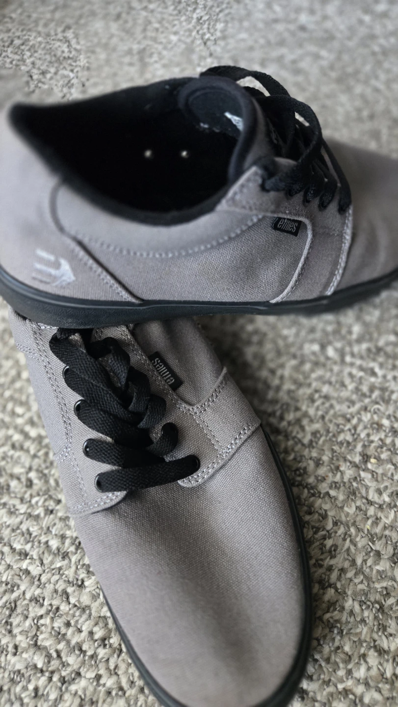 Etnies Grey Canvas Skate Shoes - photo 2