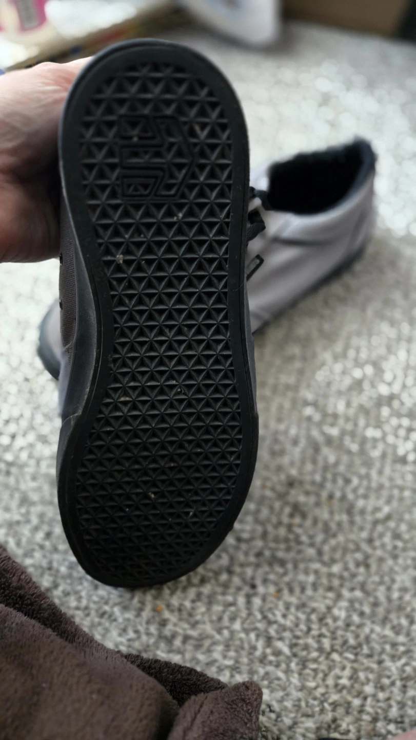 Etnies Grey Canvas Skate Shoes - photo 4