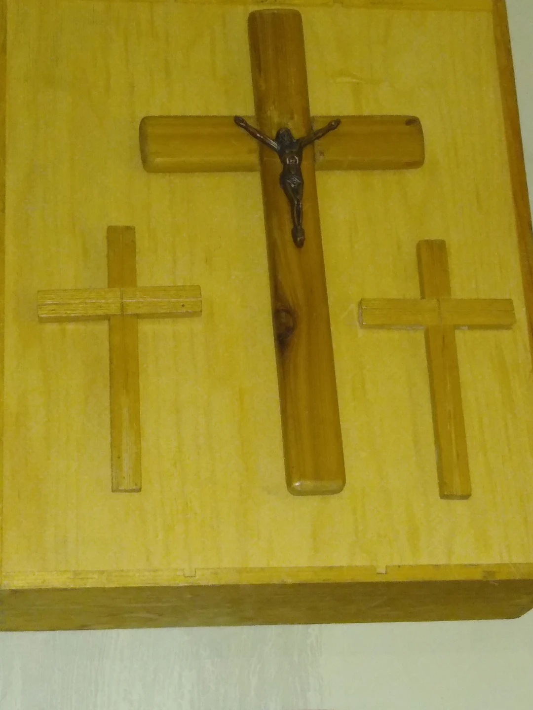Handcrafted wood " three on Calvary " - photo 5