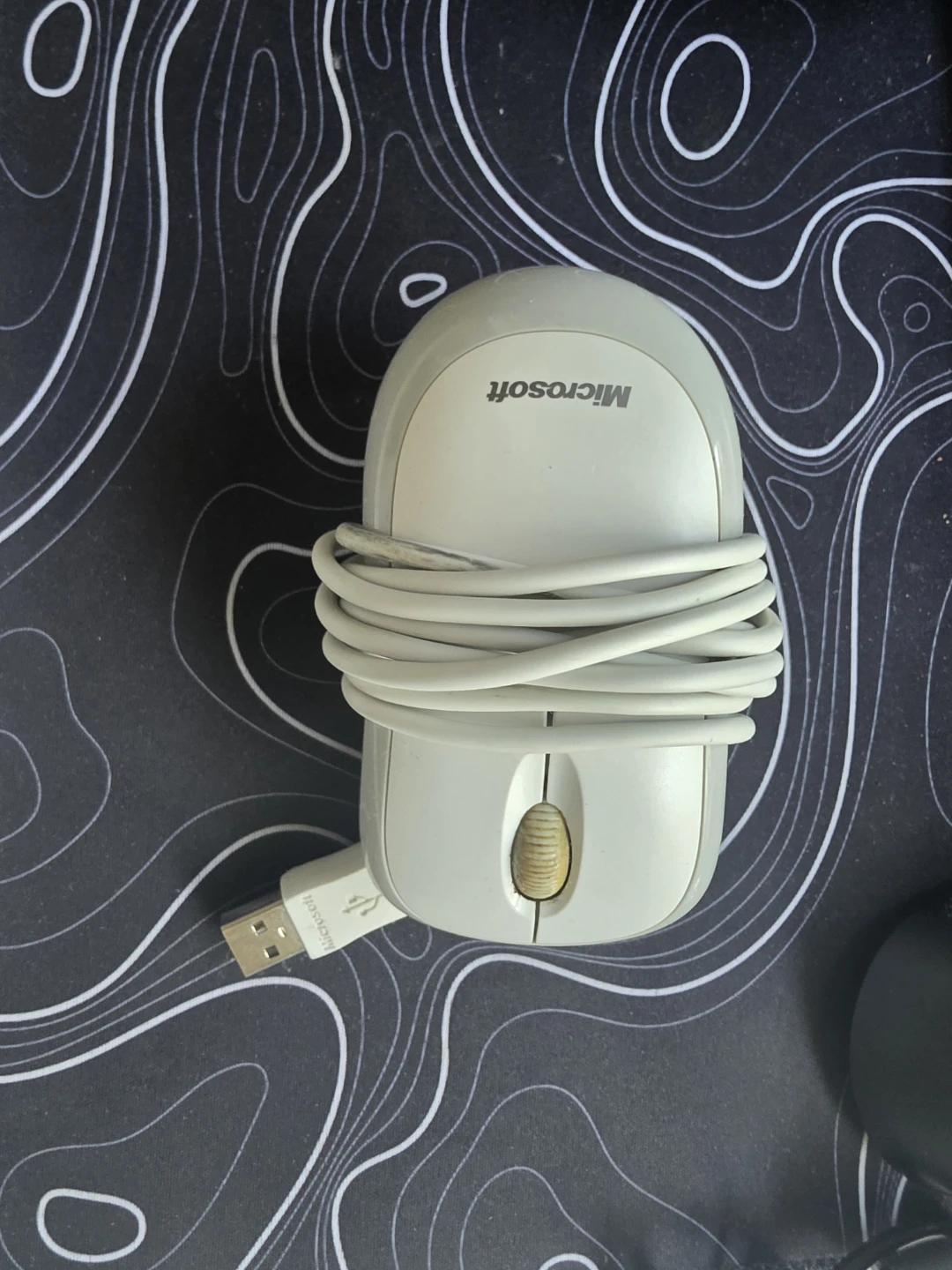 Microsoft Basic Optical Mouse v2.0 USB/PS2 Compatible