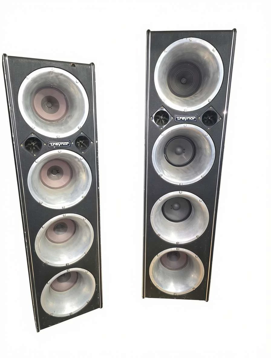 A pair of vintage Traynor YSC - 7A PA speakers