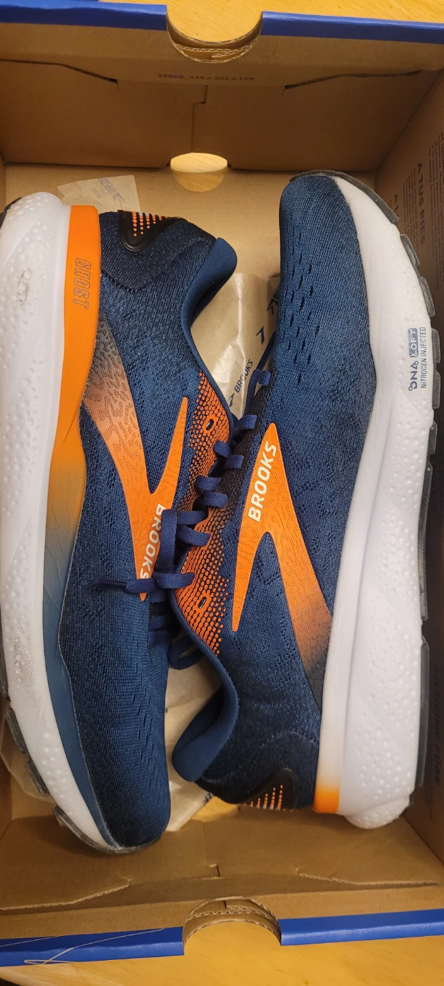 Size 10.5 US/Euro 44.5 Brooks Ghost 16 Running Shoes
