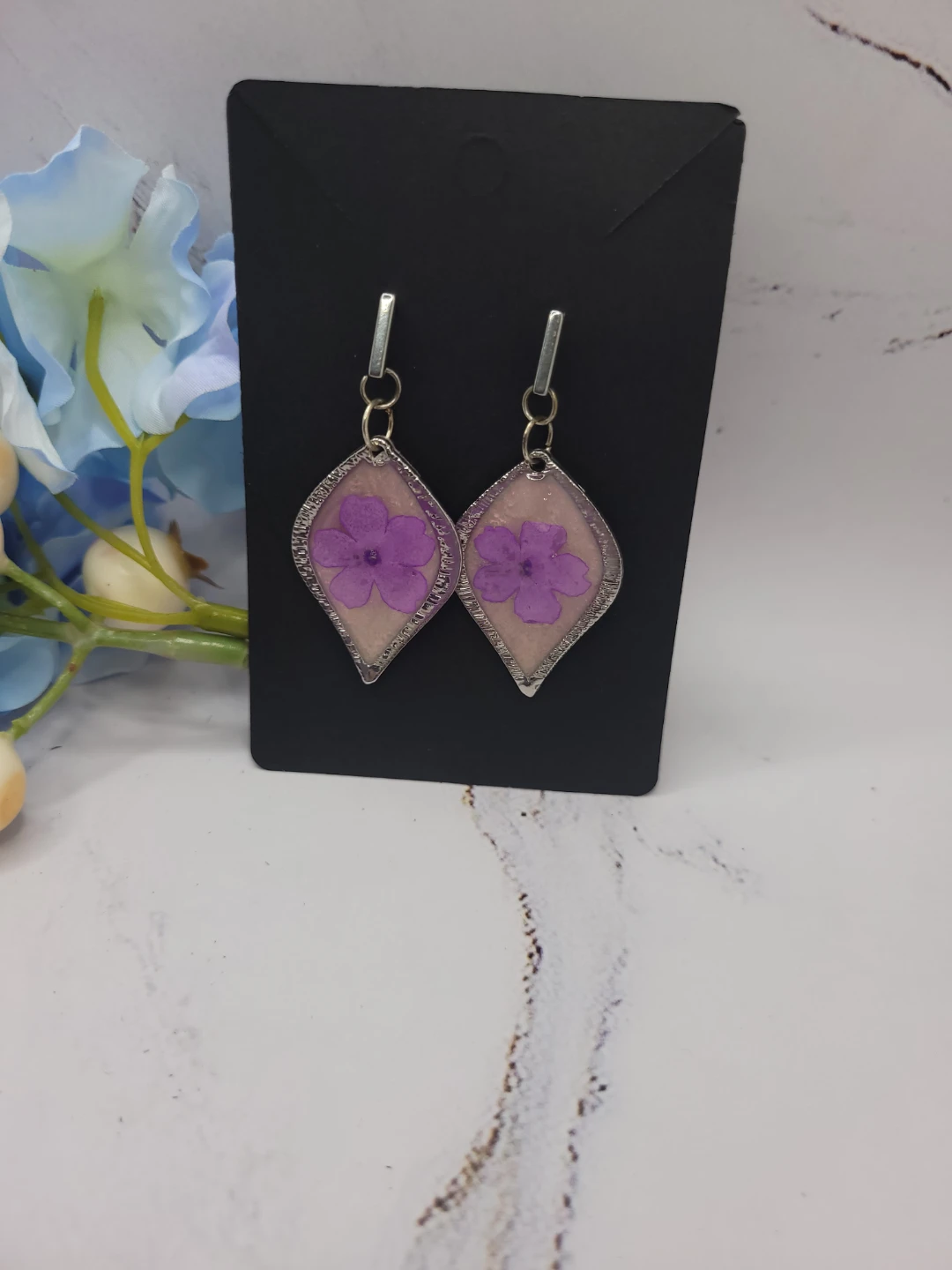 Handmade Resin Earrings - photo 3