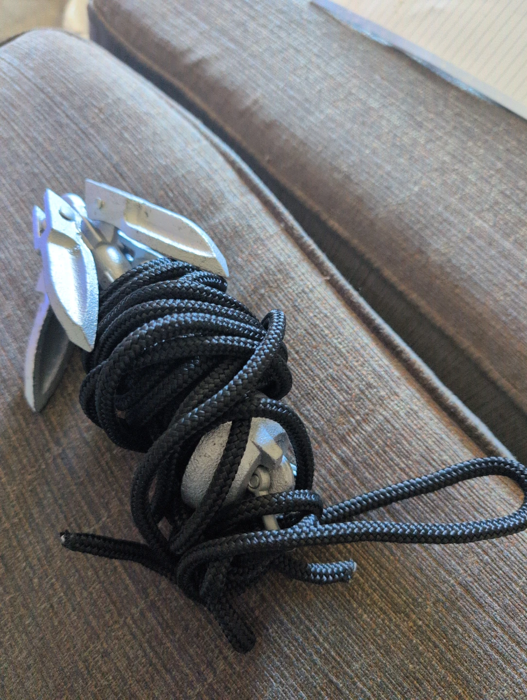 Kayak grappling hook