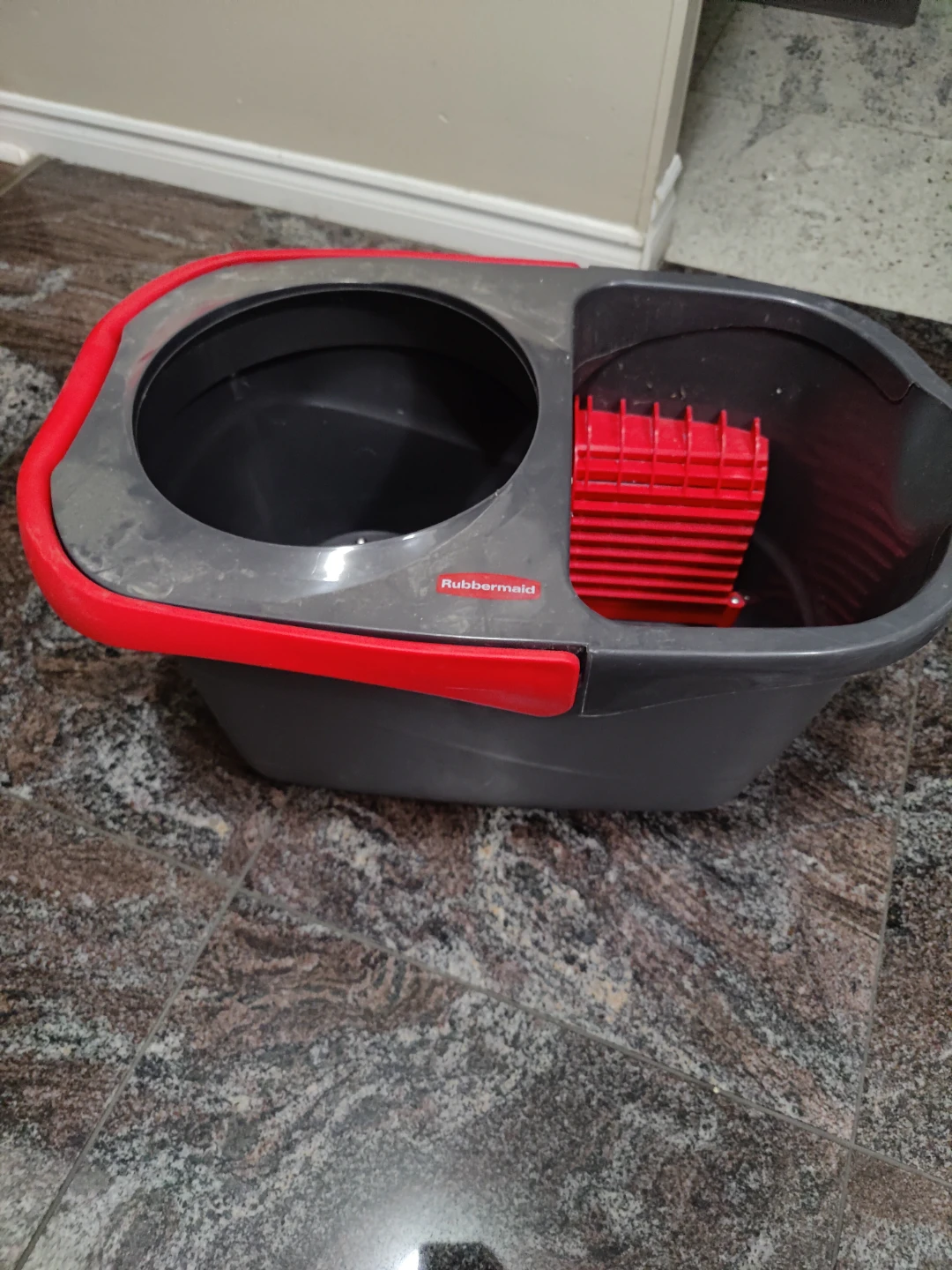 Rubbermaid Mop Bucket