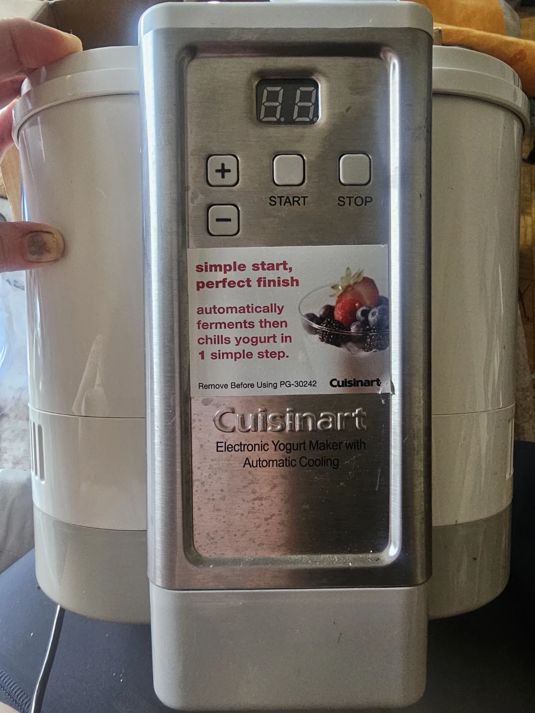 Cuisinart Electronic Yogurt Maker with Automatic Cooling - photo 2