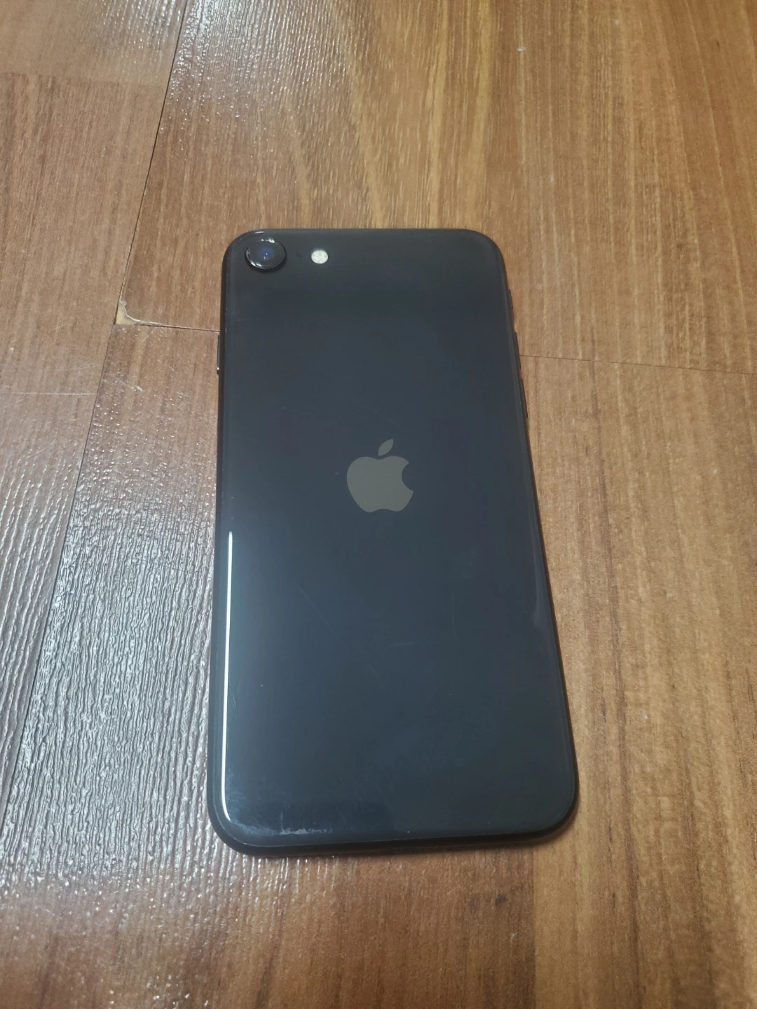 Apple iPhone SE (2nd gen) 128 GB - photo 5