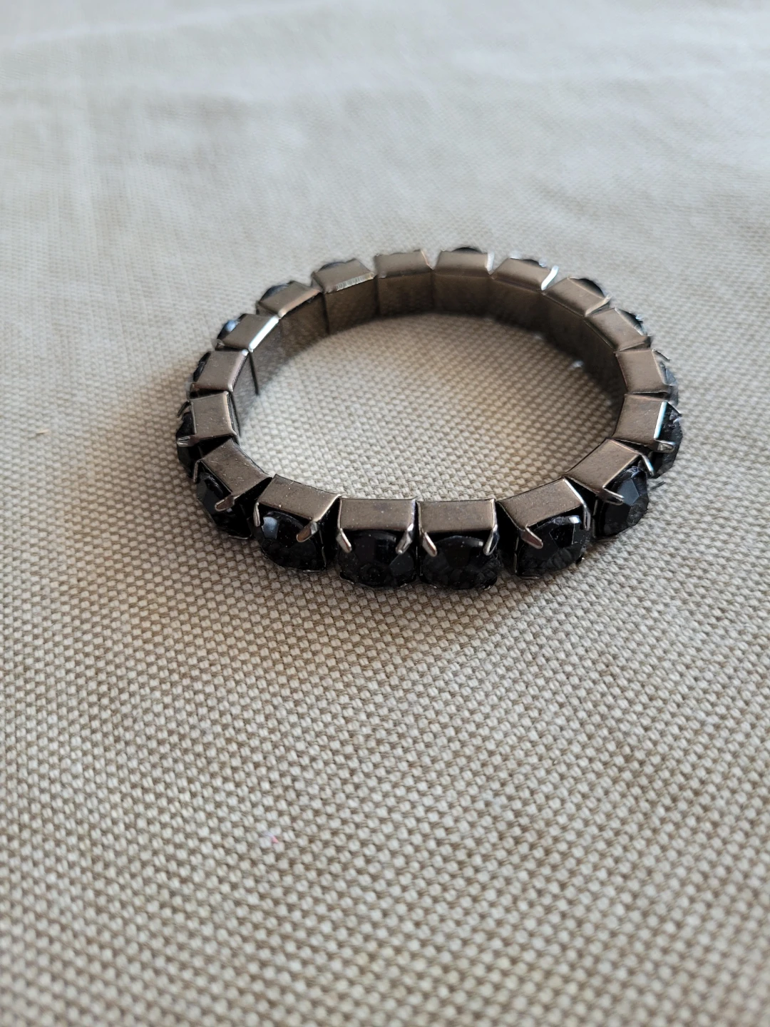 Stretchy Bracelet with Black Gems