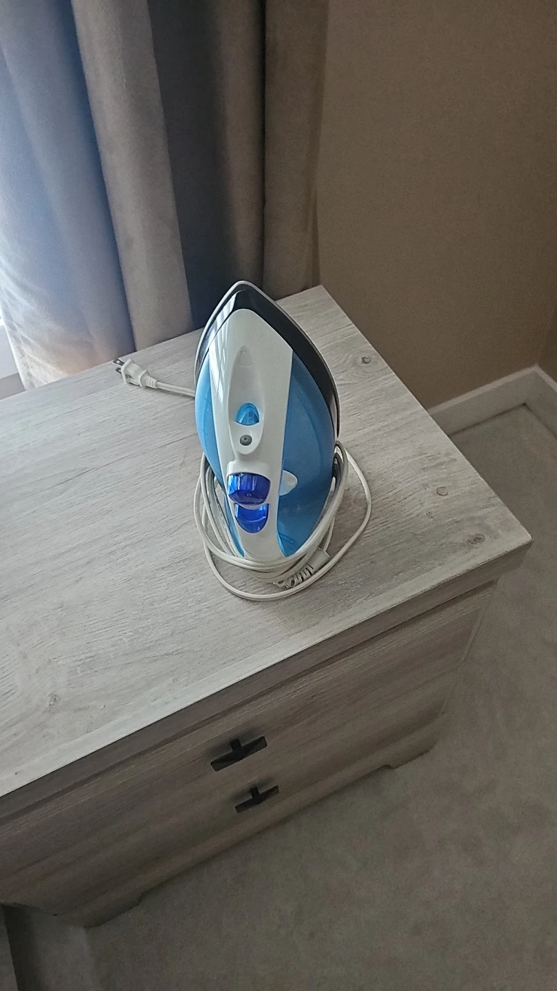 Ironing Board and Steam Iron - photo 2