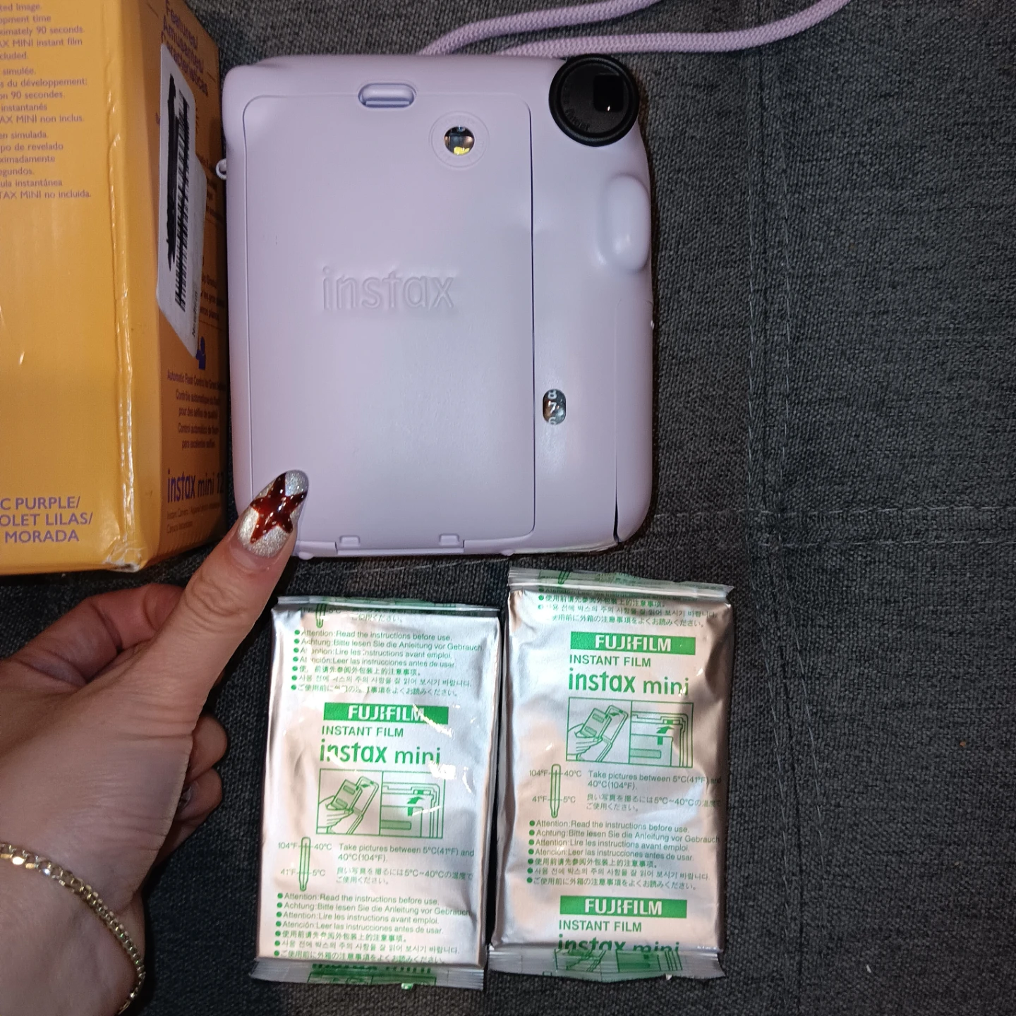 Fujifilm Instax Mini 12 Purple + 26 Films - photo 3