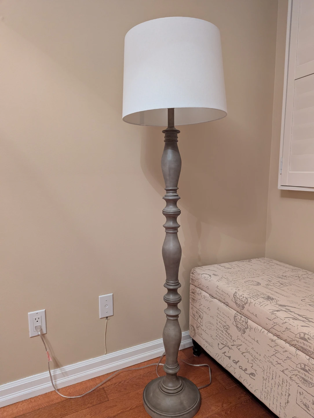Decor Therapy Crossmill Warm Gray Floor Lamp - photo 3
