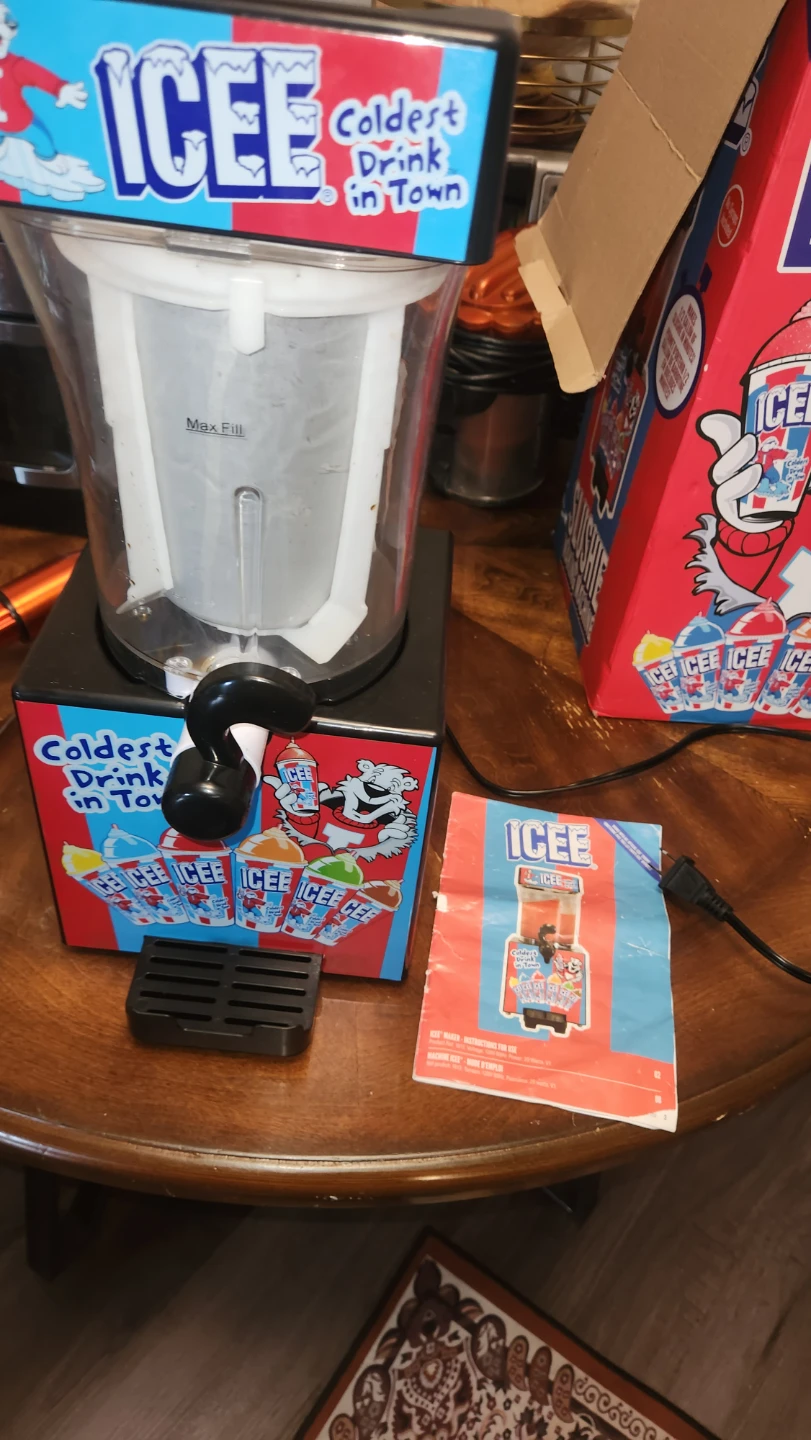 ICEE Slushie Making Machine - photo 2