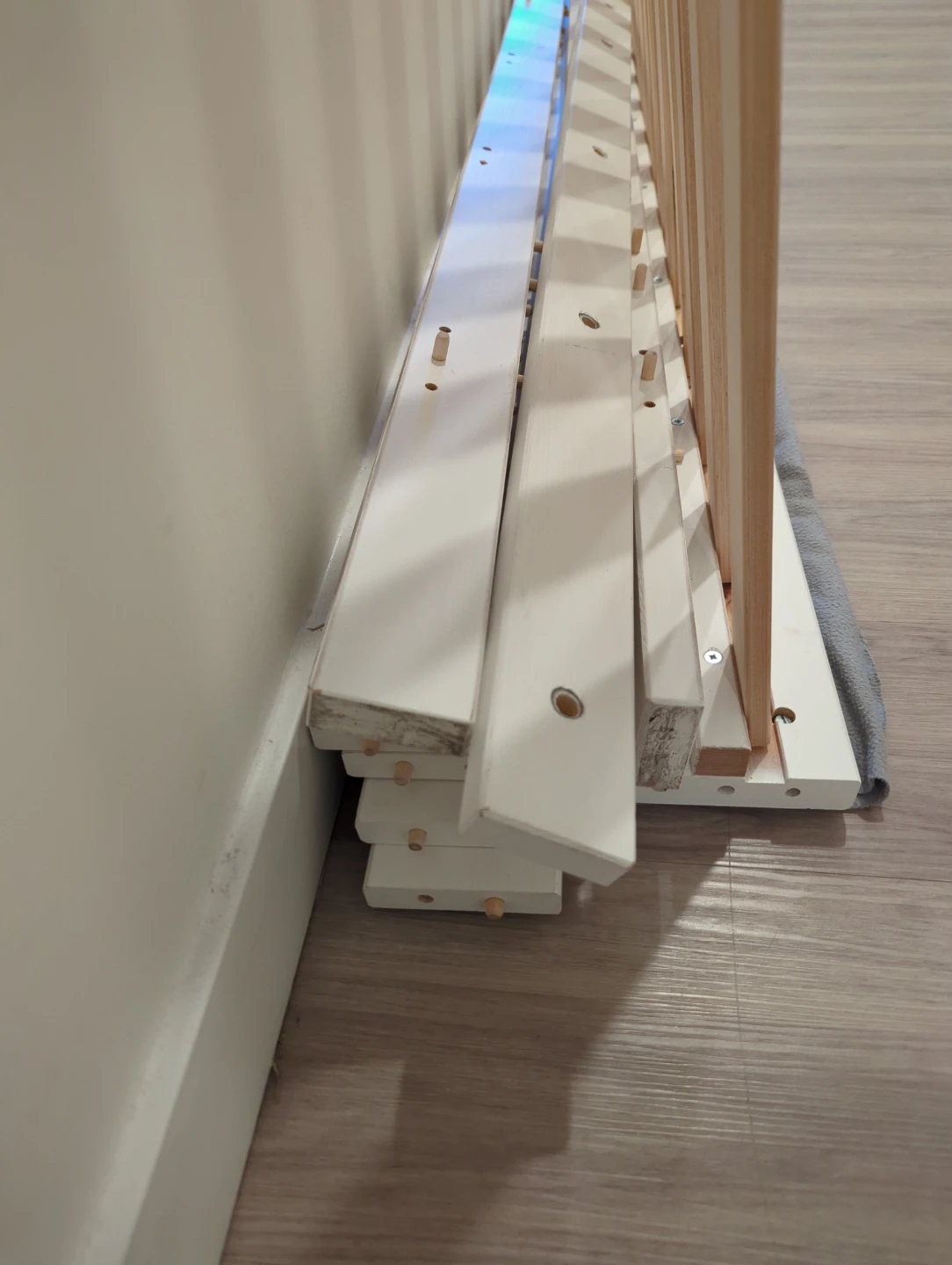 Ikea bunk bed dis-assembled - photo 2