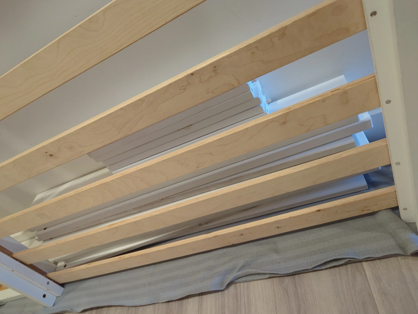 Ikea bunk bed dis-assembled - photo 3