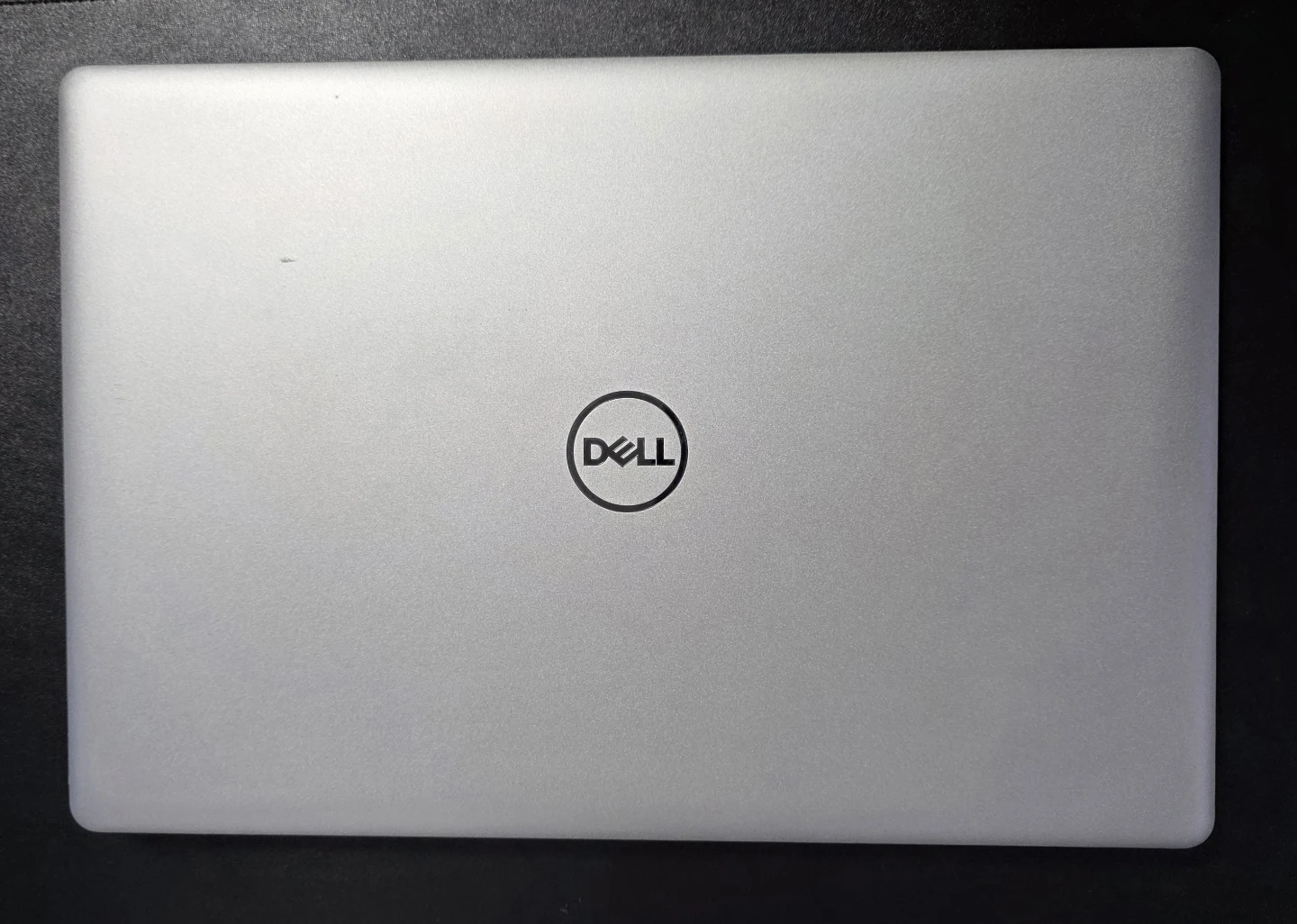 Dell Inspiron 5570 Laptop - photo 2