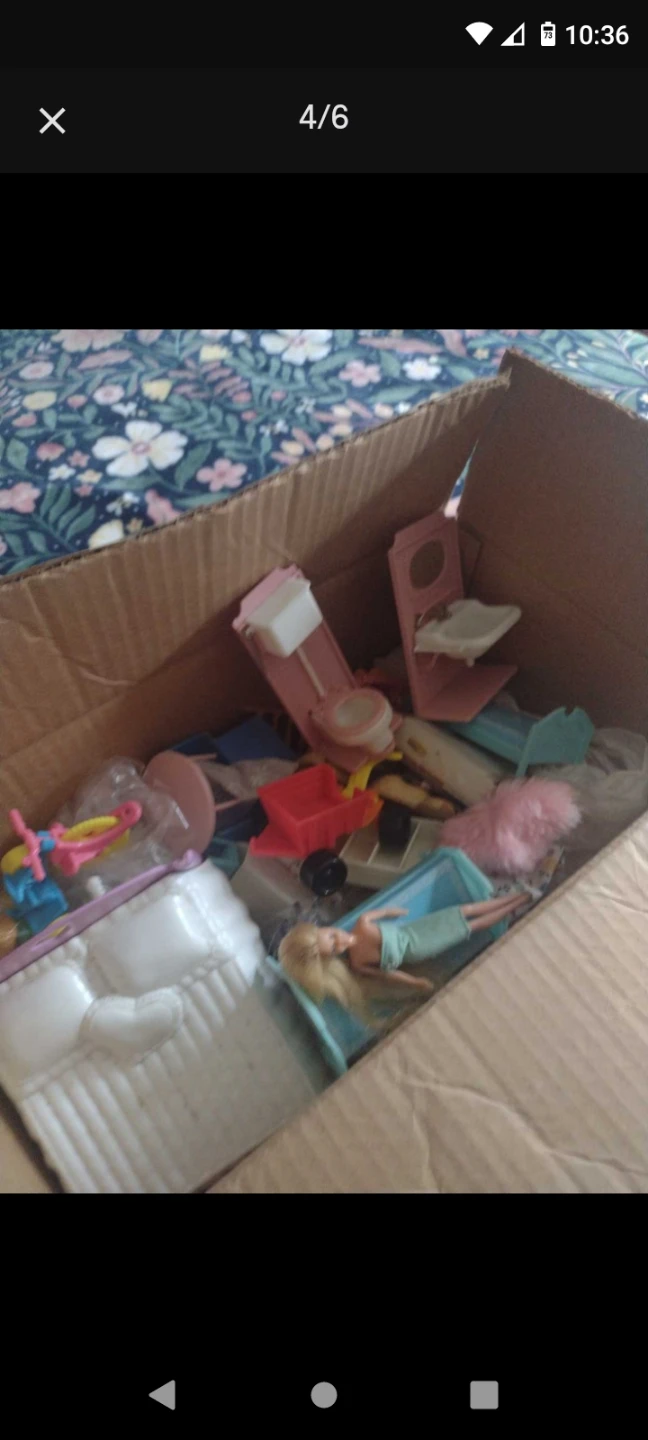 2 Dollhouses and Accessories - photo 5