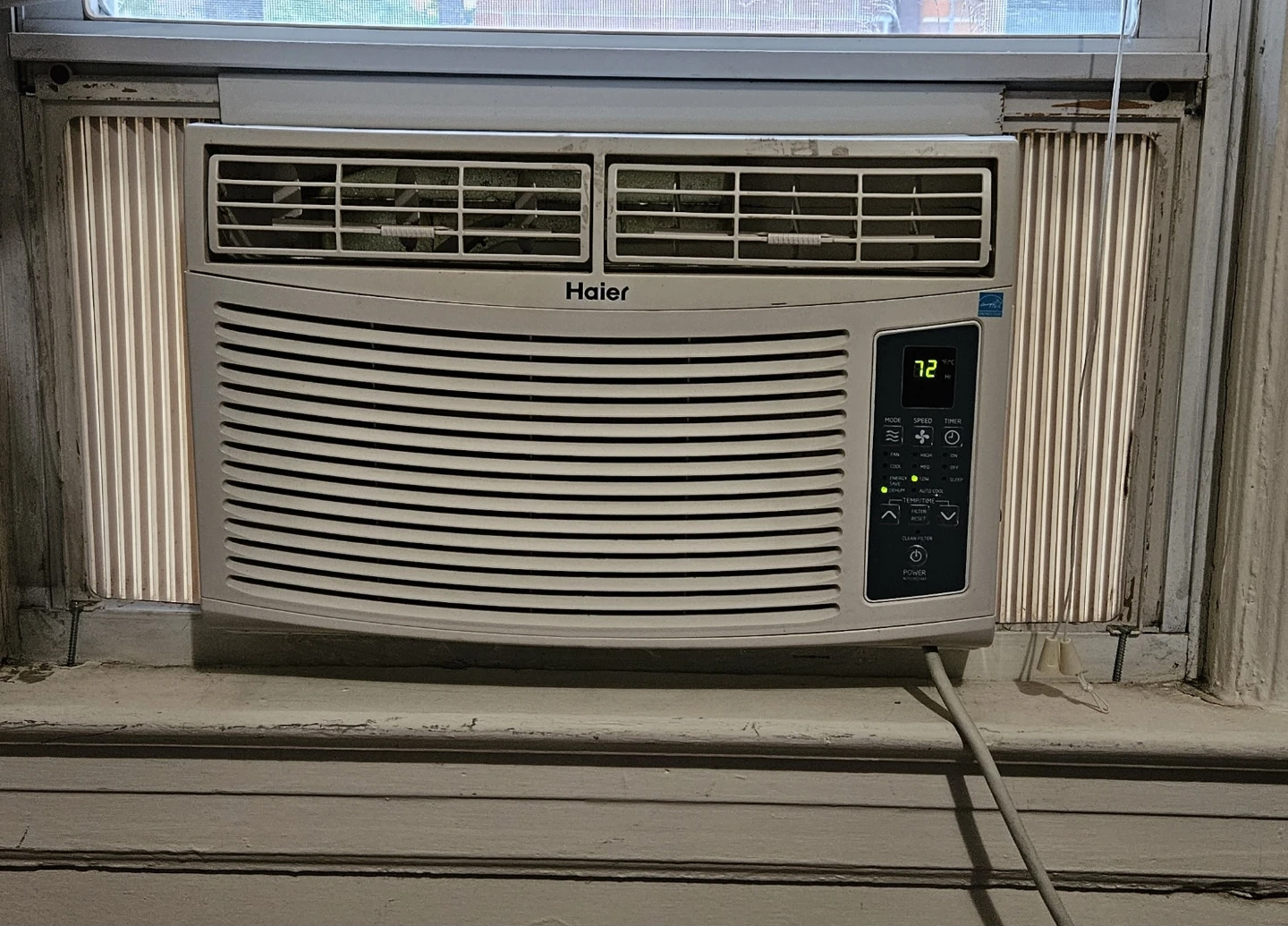 Haier ESA406M 6000 BTU Room Air Conditioner - photo 3
