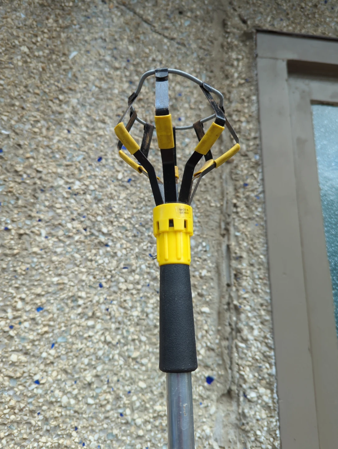 Mallory Quick Reach Telescopic Pole