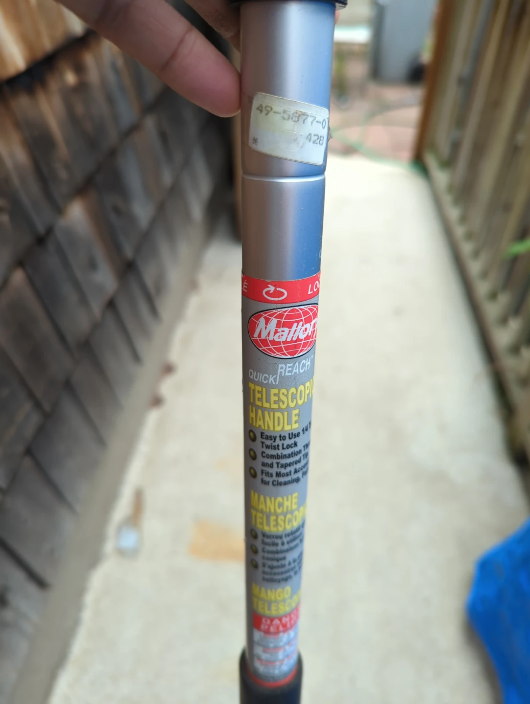 Mallory Quick Reach Telescopic Pole - photo 3