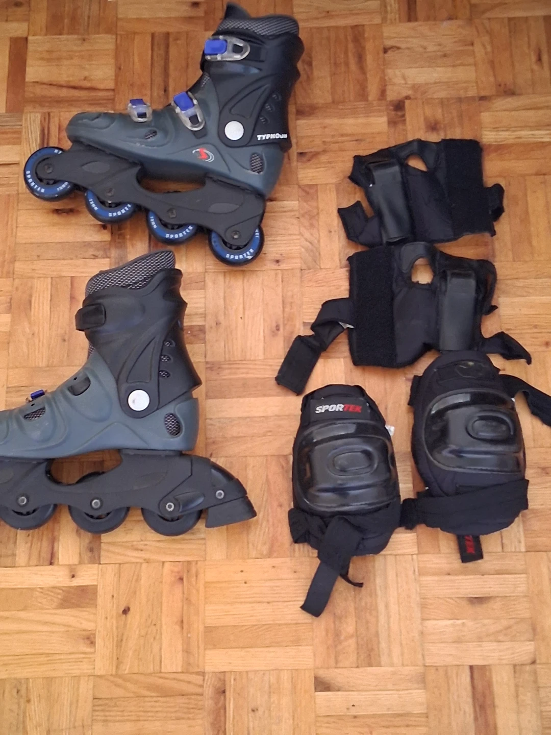 Inline Skates with Protective Gear