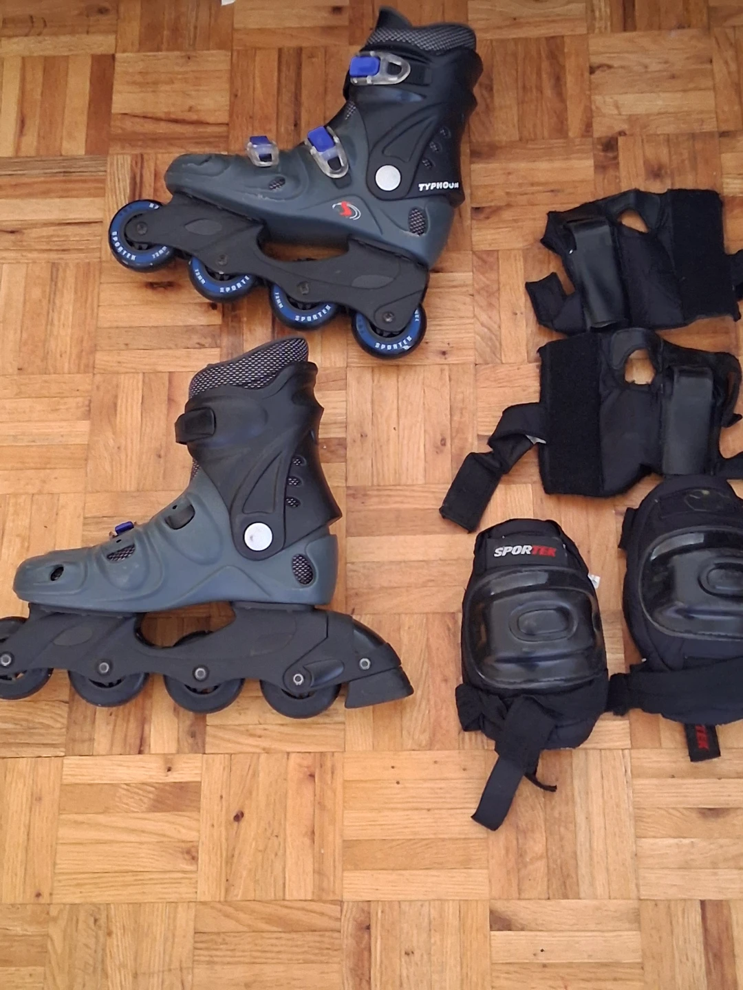 Inline Skates with Protective Gear - photo 4