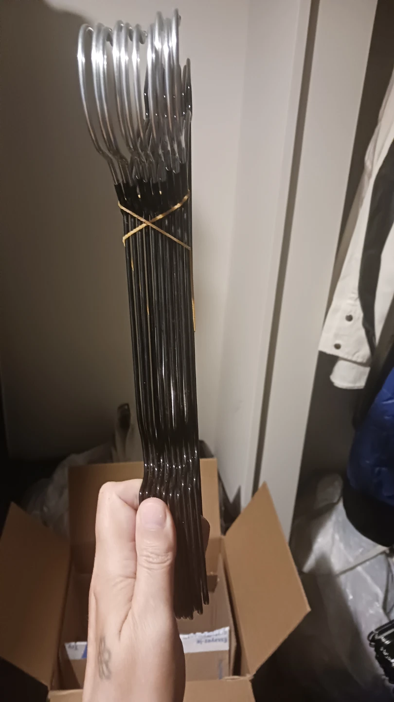 Metal Hangers with NoSlip Grip - photo 2
