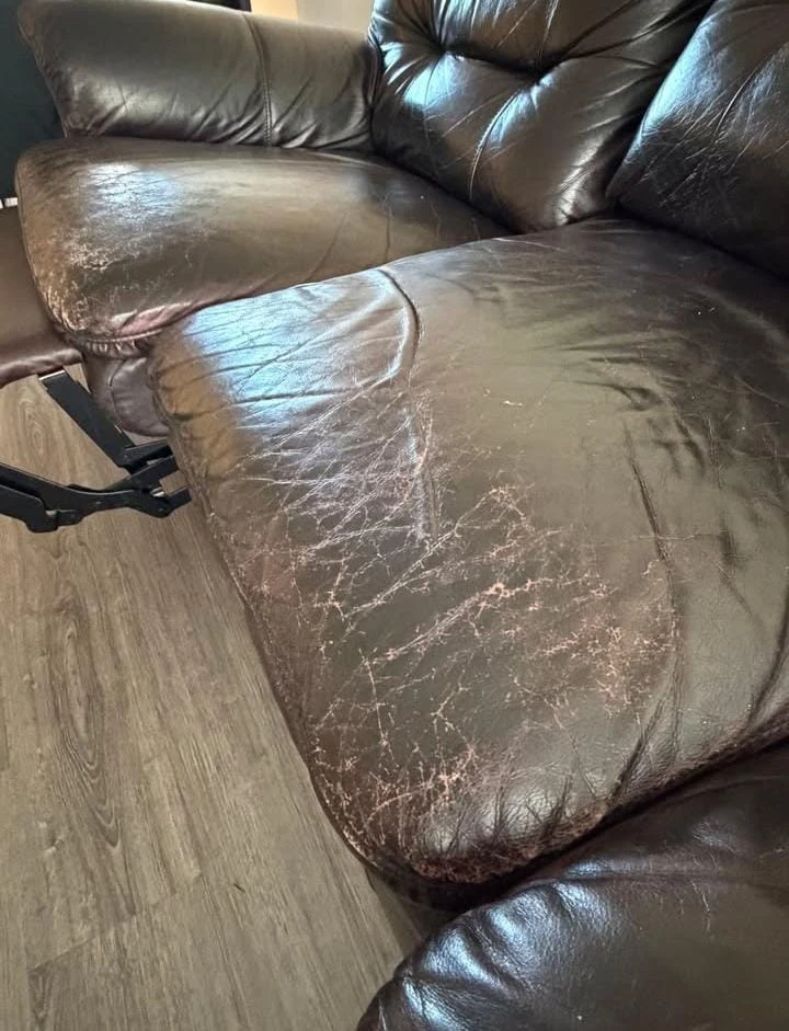 Brown Leather Reclining Sofa - photo 4