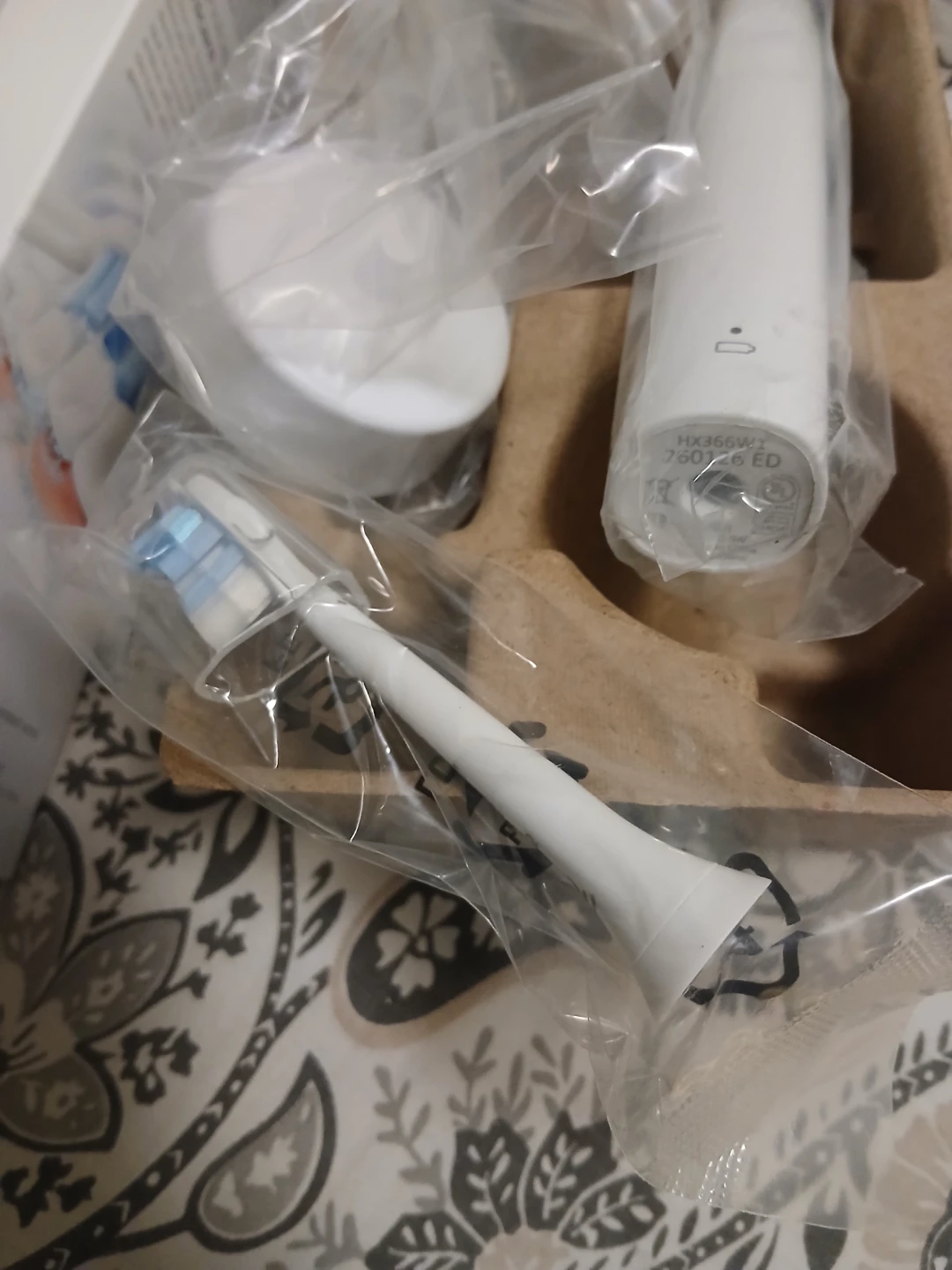 Philips Sonicare 2300 Power Toothbrush - photo 3