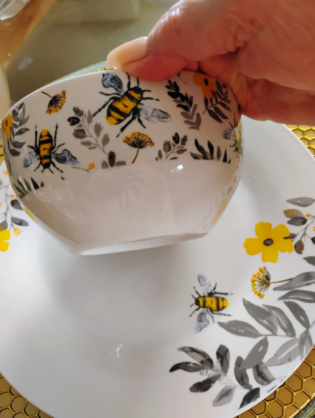 Bee and Floral Dinner Plate with Gold Charger