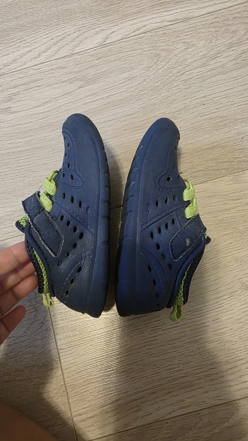 Stride Rite Water Shoes - Size 8 Toddler - photo 3