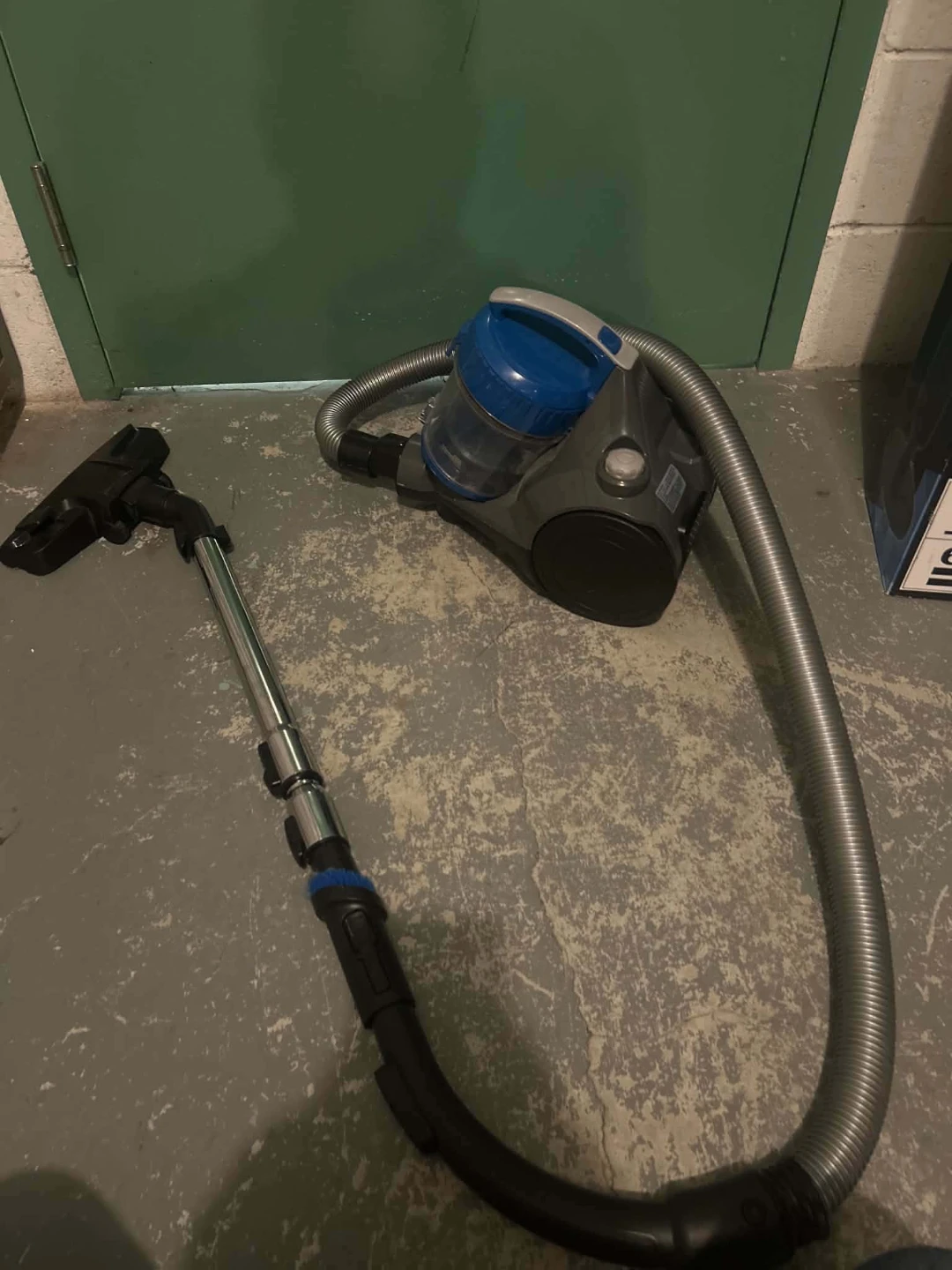 Canister Vacuum Cleaner