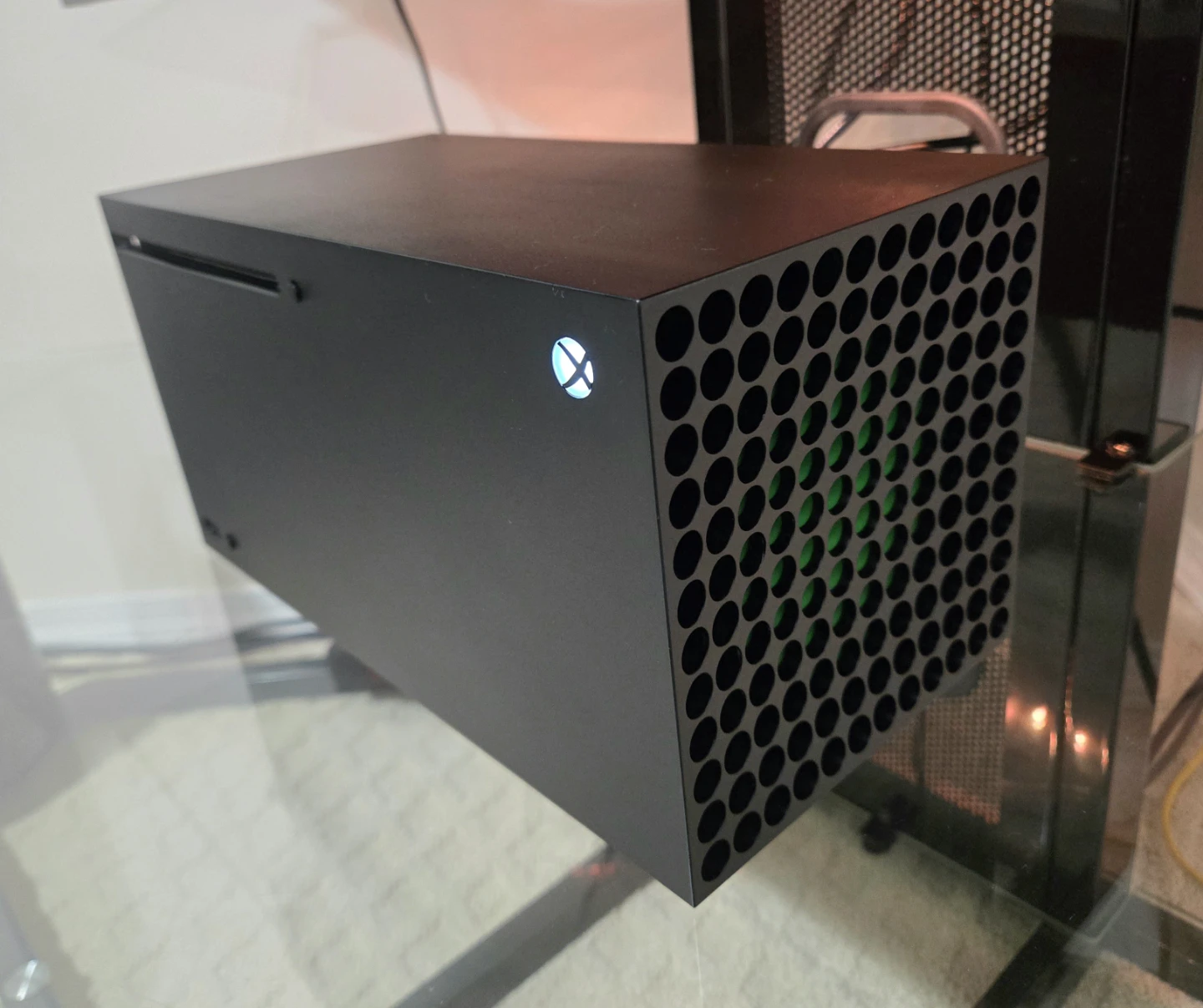 Xbox Series X 1TB + Star Wars Outlaws - photo 3