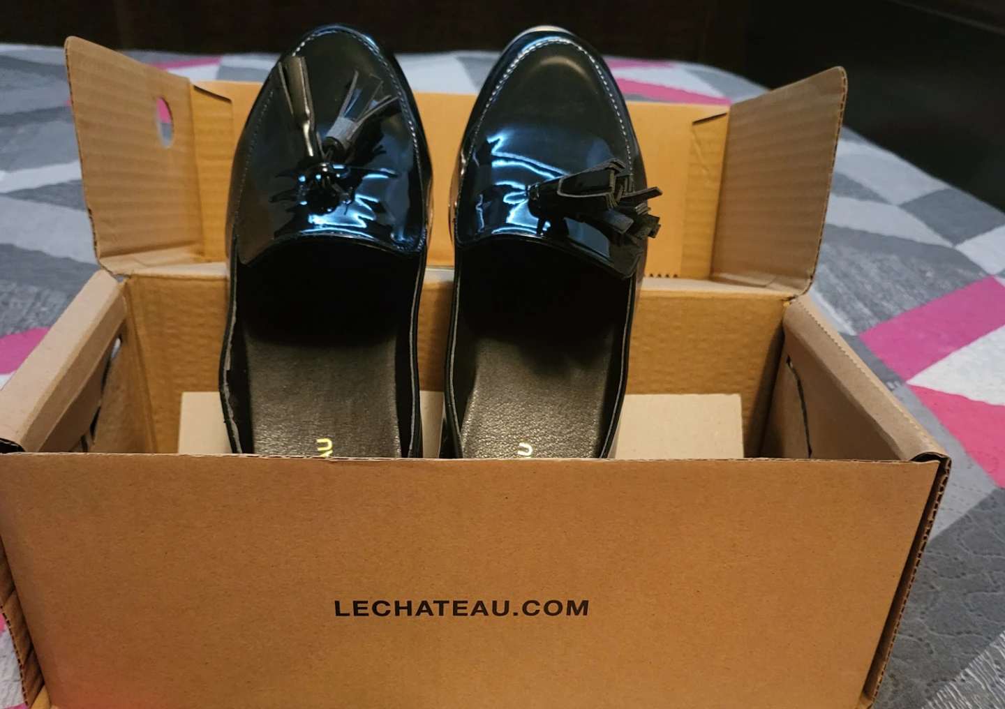 LE CHÂTEAU Black Patent Tassel Loafers - photo 4