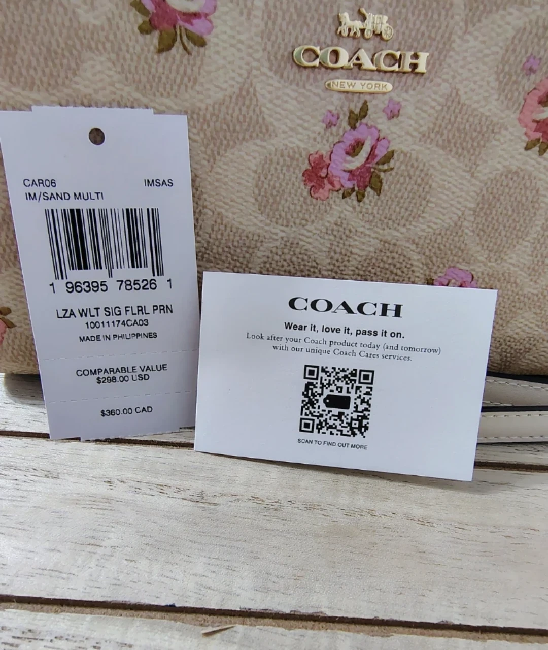 Coach Wristlet Floral Signature Canvas Zip Around - photo 2