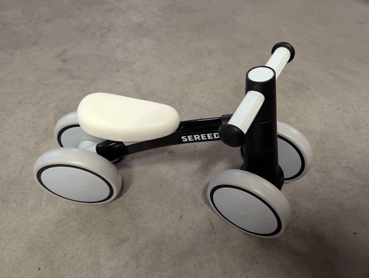 SEREED Balance Bike for Toddlers