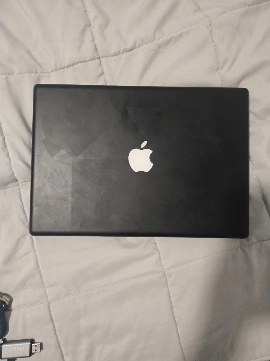 Apple MacBook Laptop - photo 2