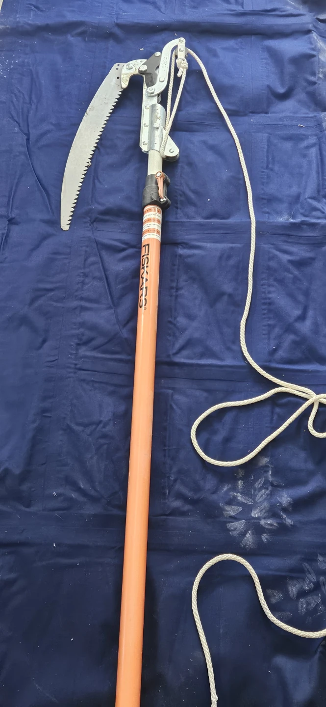 Fiskars Extendable Pruning Saw with Rope