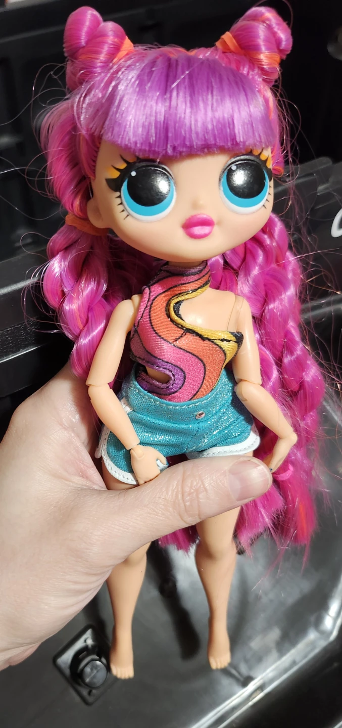$10 lol omg doll