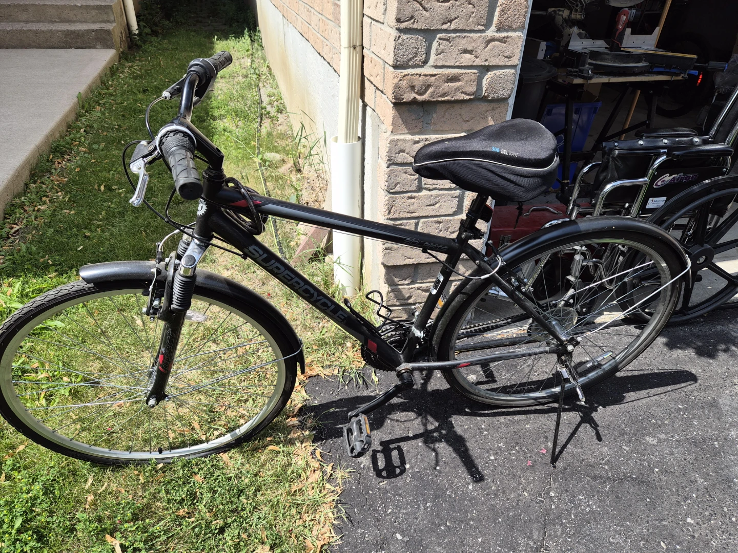 Supercycle Men's Bike 18 speed