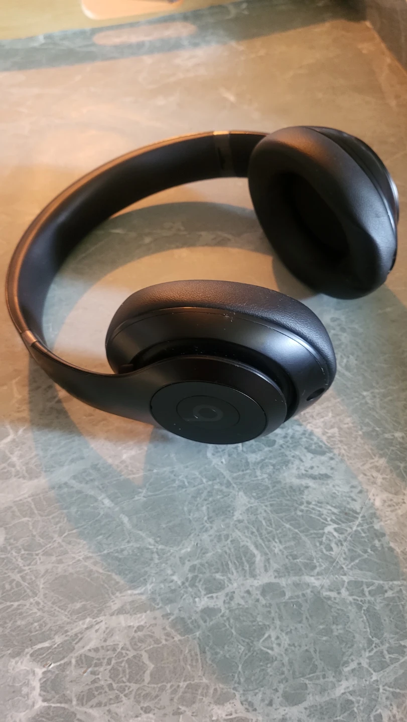 Beats Studio 3 Wireless Headphones - Black - photo 3