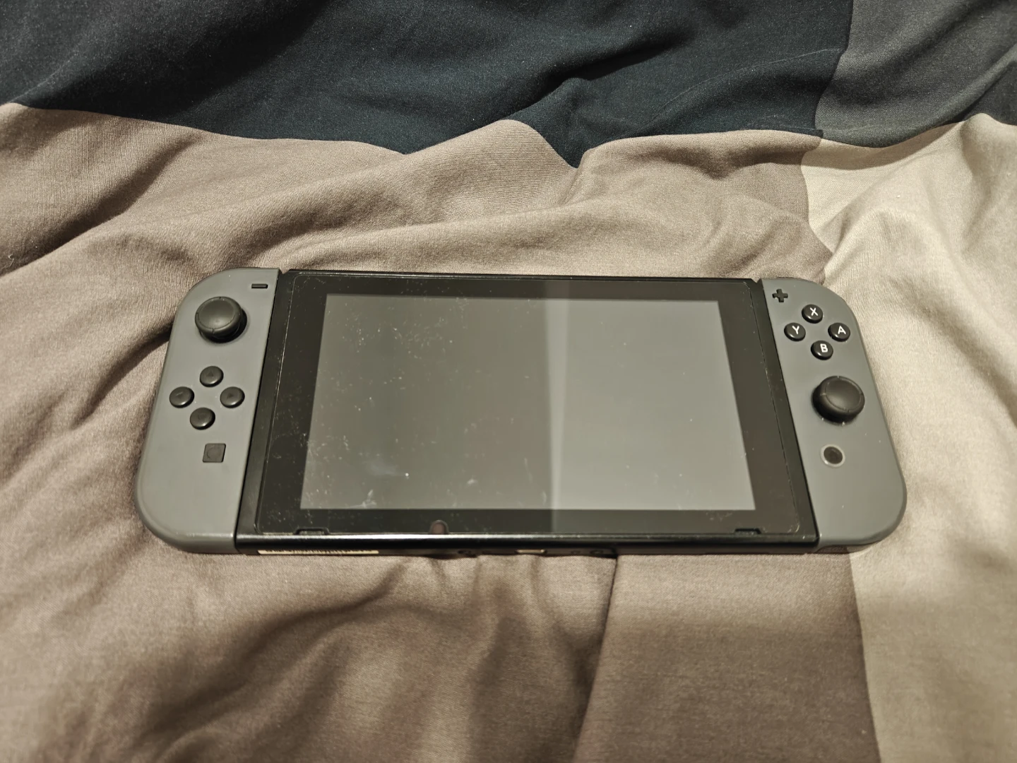 Nintendo Switch 1 v2 with Poké Ball Case