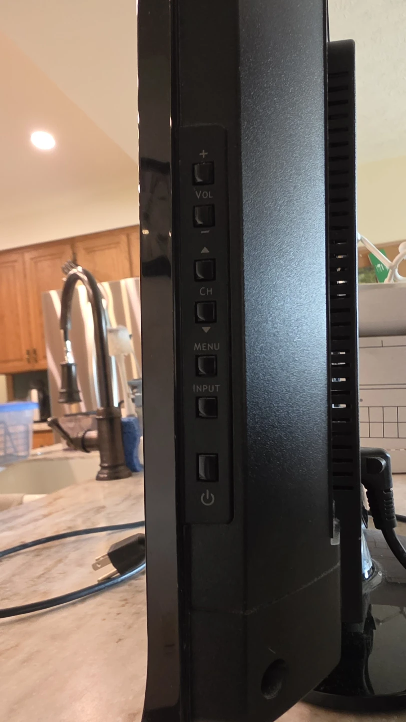 Dynex 24" HD TV - photo 4