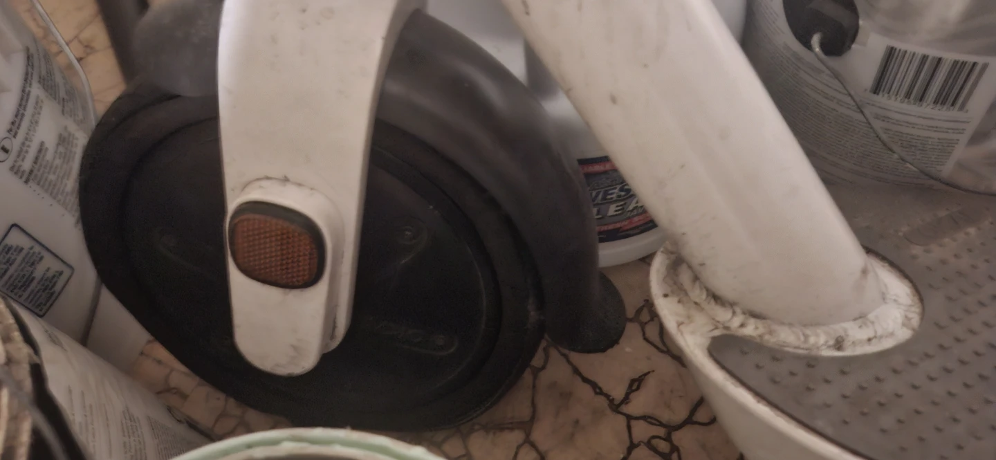 White Electric Scooter - photo 3