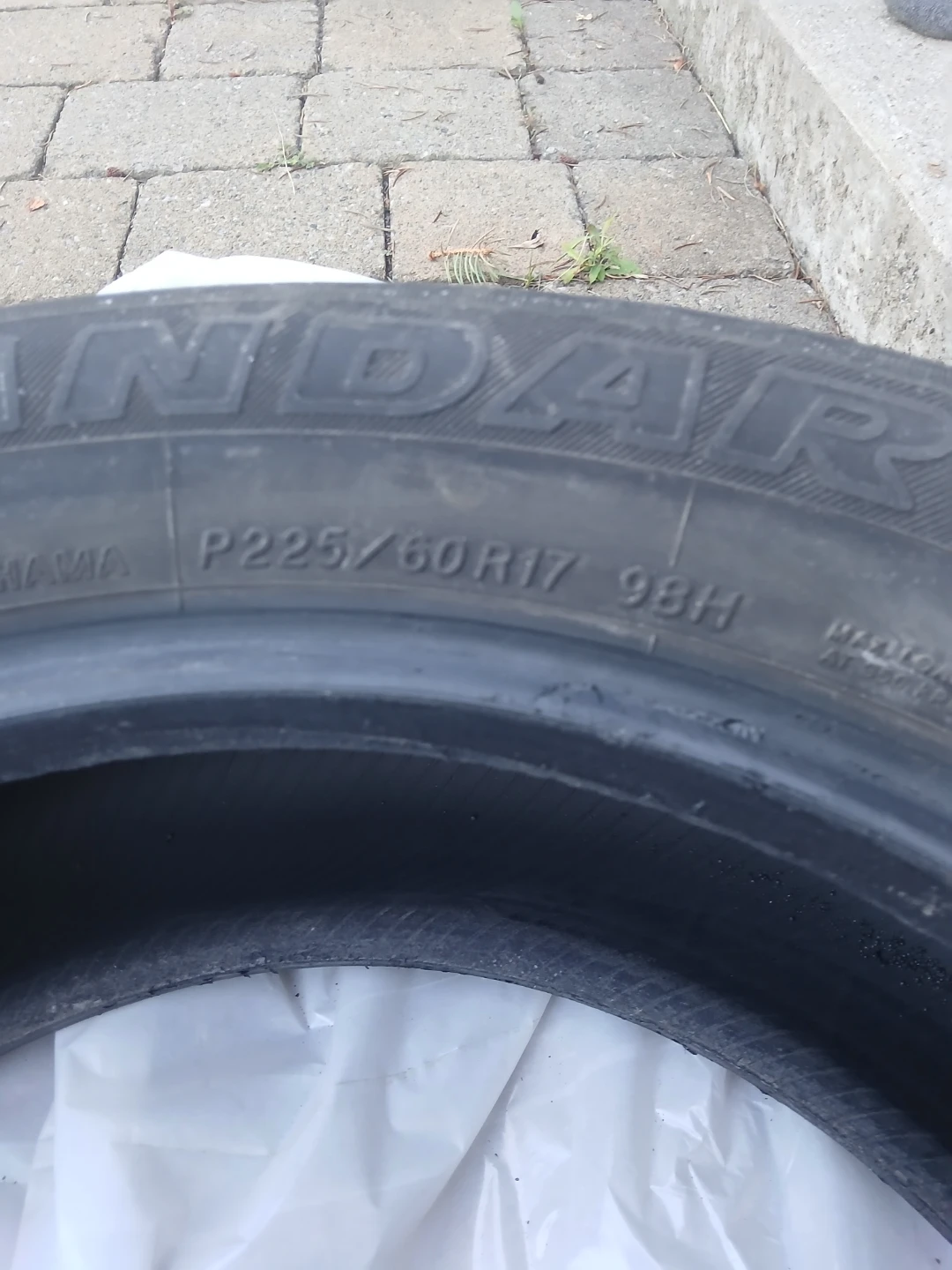 Yokohama Geolandar G91F Tires P225/60R17 98H
