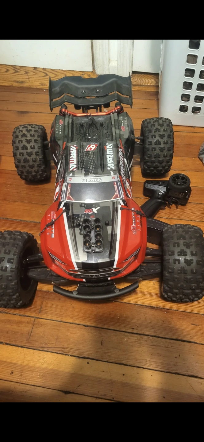 Arrma Kraton 6S BLX RC Monster Truck - photo 3