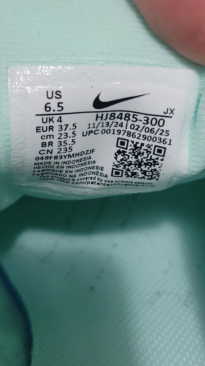 Nike Women's Running Shoes US 6.5 - photo 3