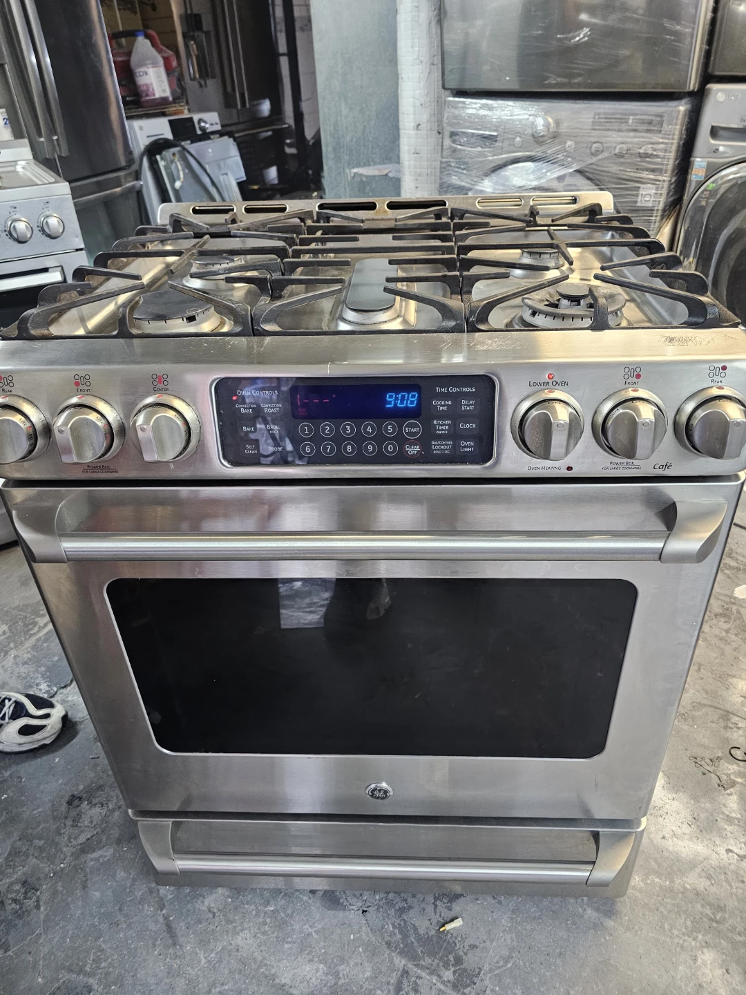 GE Cafe 30in wide Gas Range