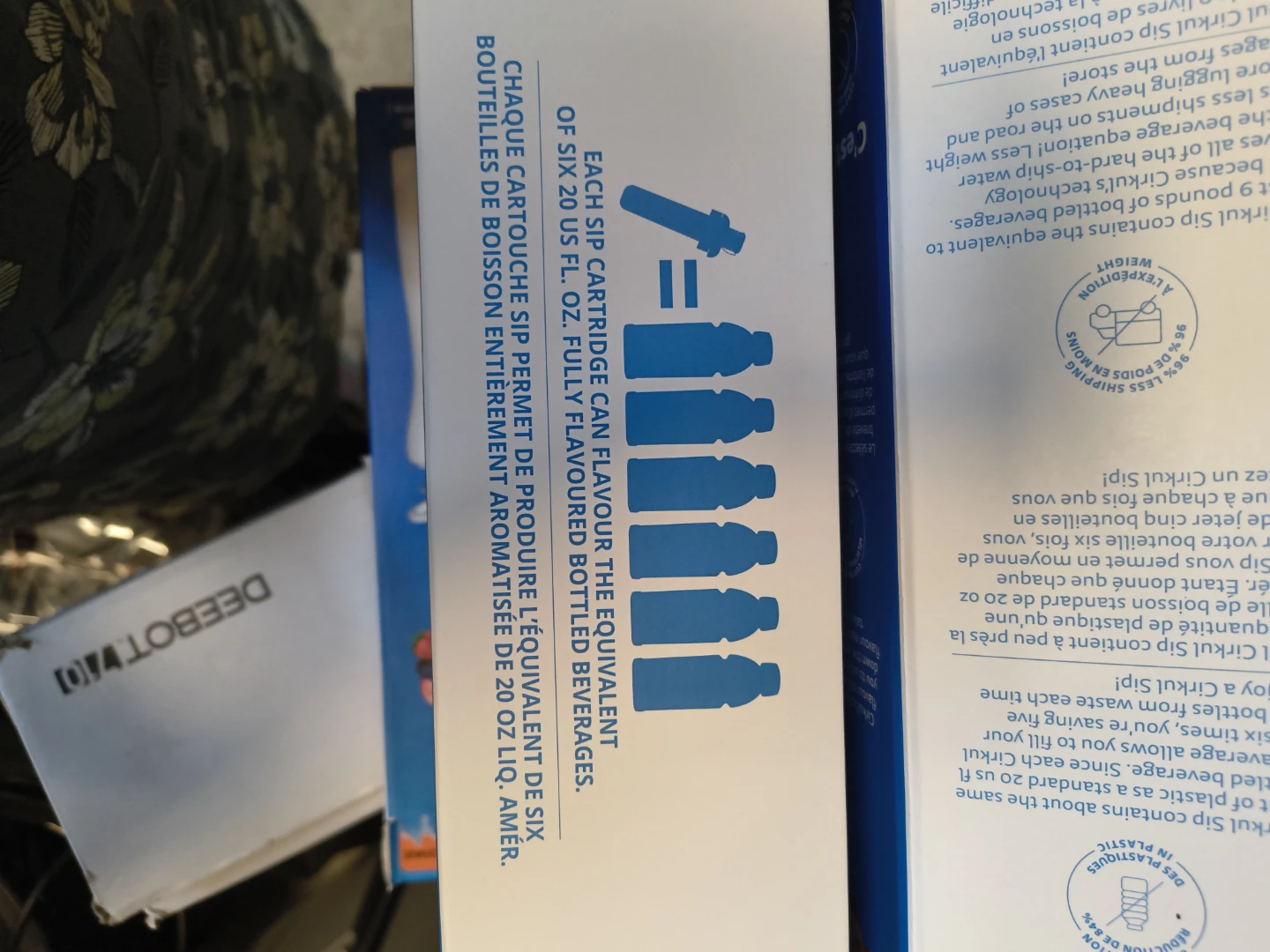 Cirkul Water Bottle and Flavor Cartridges - photo 5